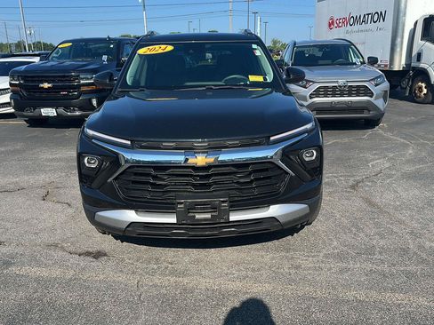Used 2024 Chevrolet TrailBlazer LT w/ Driver Confidence Package AWD/4WD image 6