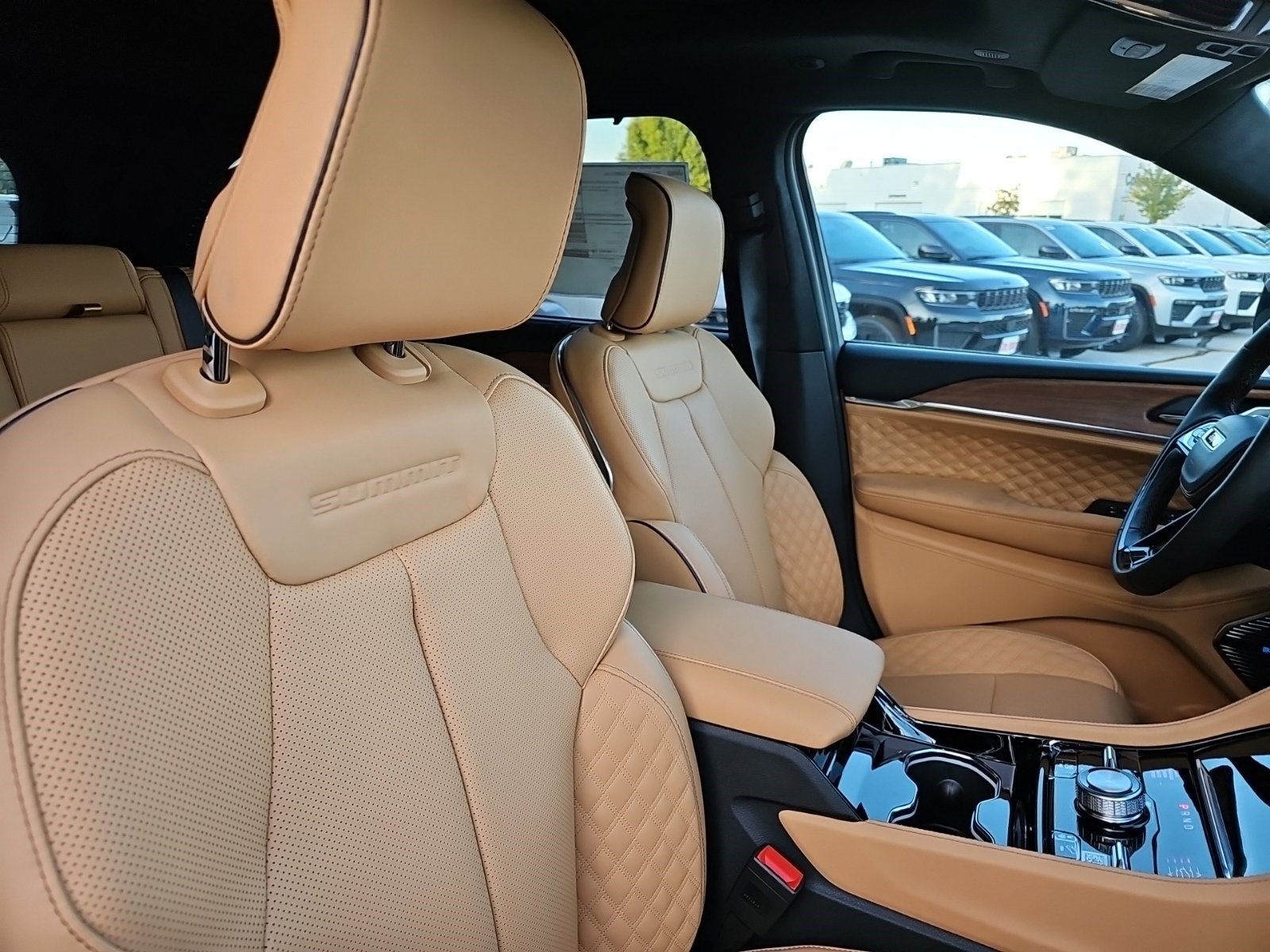 New 2027 Jeep Grand Cherokee Summit AWD/4WD image 11