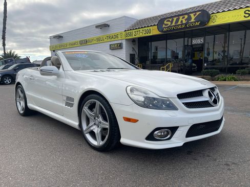 Used 2011 Mercedes-Benz SL 550 image 9