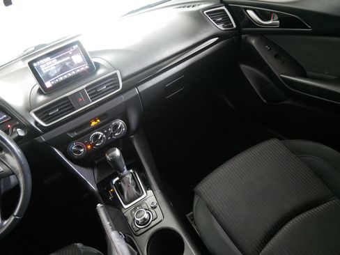 Used 2016 MAZDA MAZDA3 i Touring FWD image 11