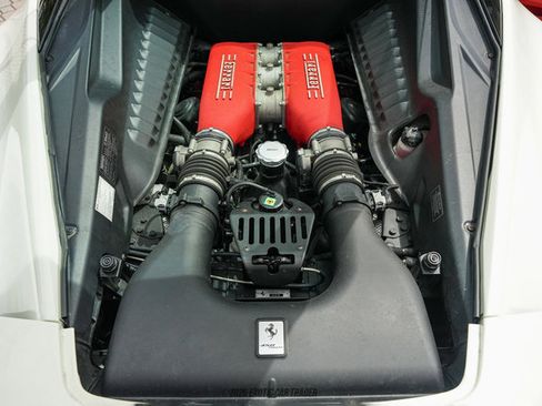 Used 2012 Ferrari 458 Italia Coupe RWD image 13
