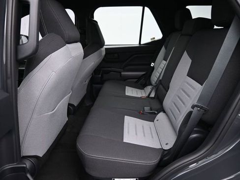 Used 2025 Toyota 4Runner TRD Off-Road image 27