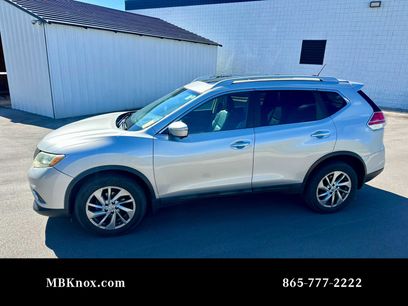 Used 2015 Nissan Rogue SL w/ SL Premium Package