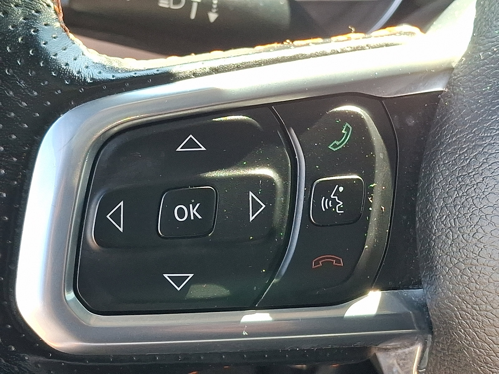 Used 2022 Jeep Gladiator Mojave w/ Dual Top Group AWD/4WD image 21