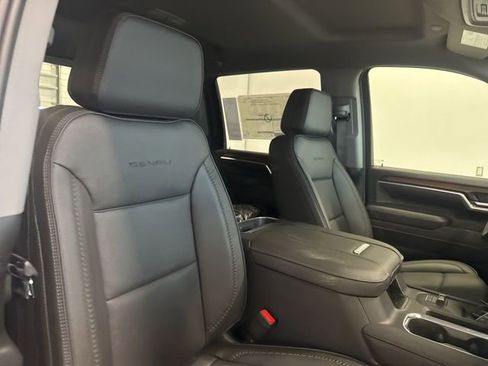 New 2026 GMC Sierra 3500 Denali w/ Technology Package image 32