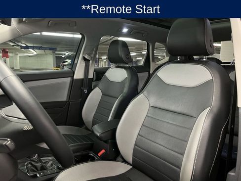 Used 2023 Volkswagen Taos SEL image 19