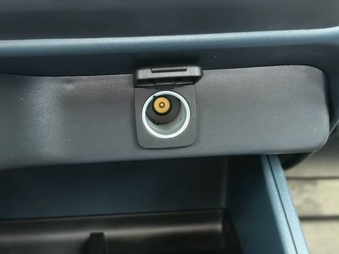 Used 2025 Ford Maverick XL w/ Equipment Group 102A image 22