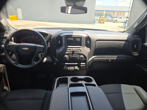 Used 2023 Chevrolet Silverado 1500 Custom RWD image 16