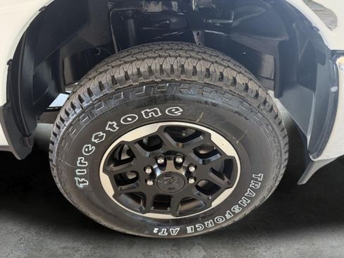 New 2026 RAM 3500 Laramie AWD/4WD image 21