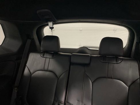 Used 2023 Honda Pilot TrailSport image 19