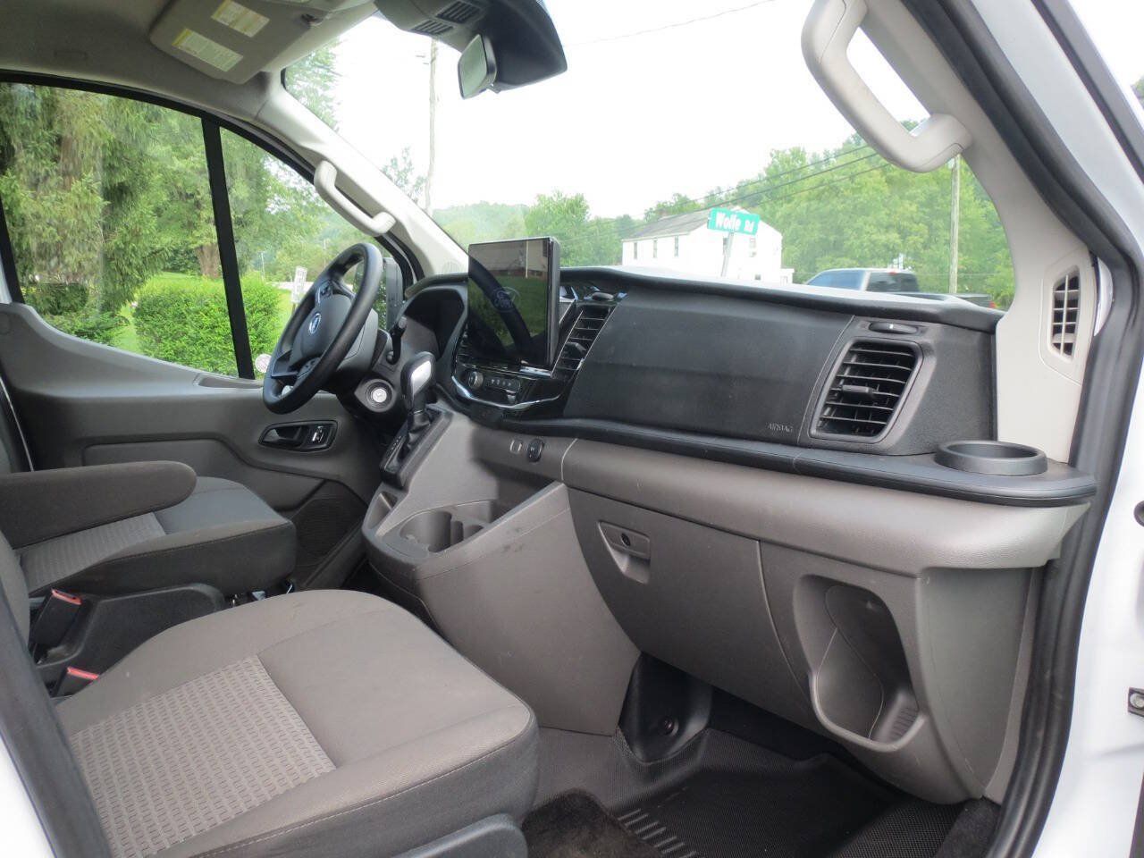Used 2024 Ford Transit 350 XLT RWD image 25