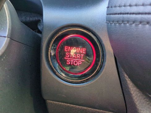 Used 2025 Honda HR-V LX image 22