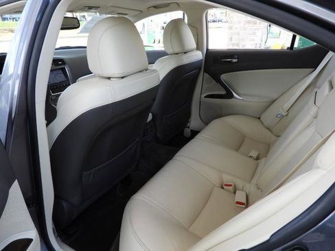 Used 2012 Lexus IS 250 w/ Premium Pkg Value Edition image 34