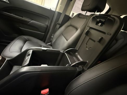 Used 2022 GMC Canyon Elevation w/ Elevation Premium Package AWD/4WD image 41