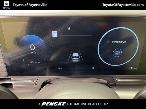 Used 2025 Hyundai Kona SEL image 32