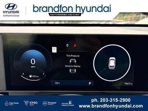 Used 2025 Hyundai Kona SEL AWD/4WD image 17