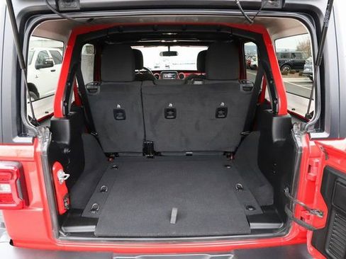 Used 2021 Jeep Wrangler Unlimited Rubicon w/ LED Lighting Group image 9