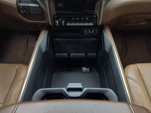 Used 2021 RAM 3500 Limited image 28