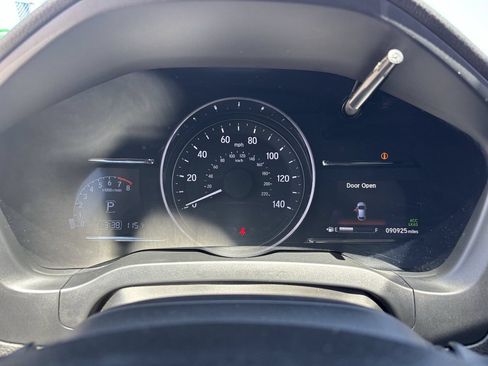 Certified 2019 Honda HR-V EX-L image 28