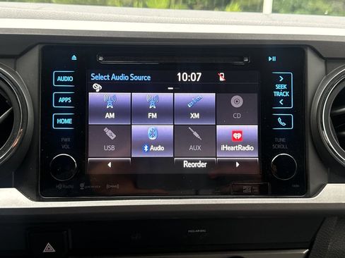 Used 2019 Toyota Tacoma SR5 RWD image 25