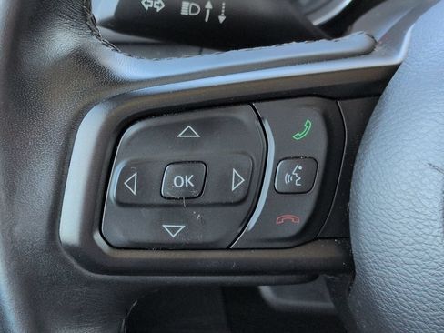 Used 2022 Jeep Gladiator Sport AWD/4WD image 24