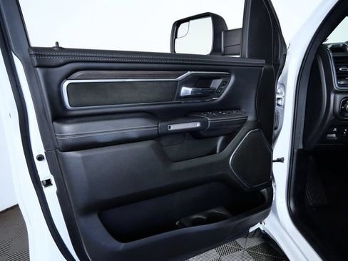 Used 2025 RAM 1500 Laramie w/ Sport Appearance Package AWD/4WD image 17