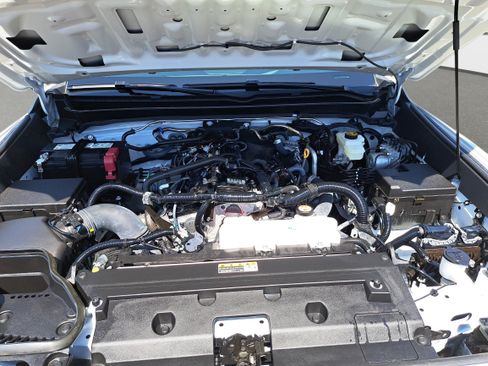 Used 2025 Toyota Tacoma TRD Off-Road image 27