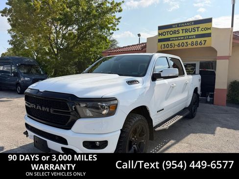 Used 2020 RAM 1500 Big Horn AWD/4WD image 1