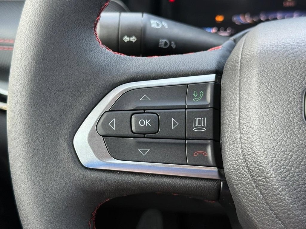 New 2026 Jeep Compass Trailhawk w/ Sun, Sound & Navigation Group AWD/4WD image 14