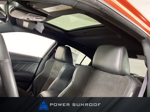 Used 2022 Dodge Charger GT w/ Plus Group image 2