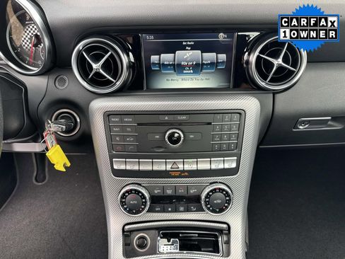 Used 2017 Mercedes-Benz SLC 43 AMG image 22
