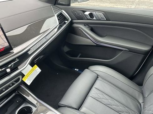 New 2026 BMW X7 M60i image 18