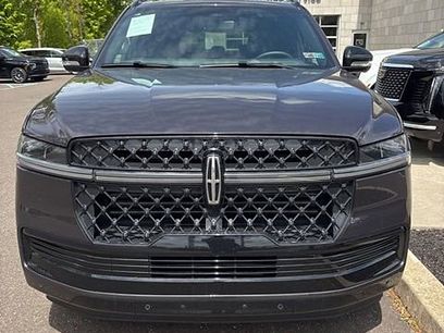 Used 2025 Lincoln Navigator L Reserve w/ Jet Appearance Package