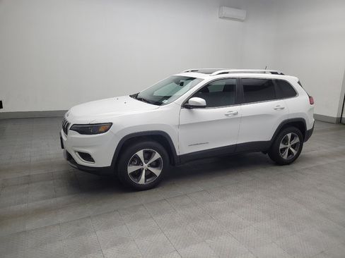 Used 2020 Jeep Cherokee Limited image 2