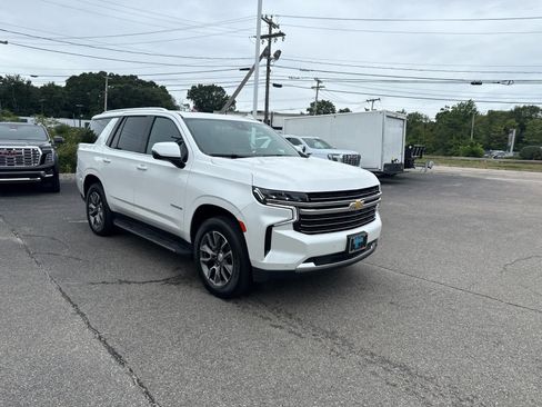 Used 2023 Chevrolet Tahoe LT w/ LT Signature Package AWD/4WD image 7
