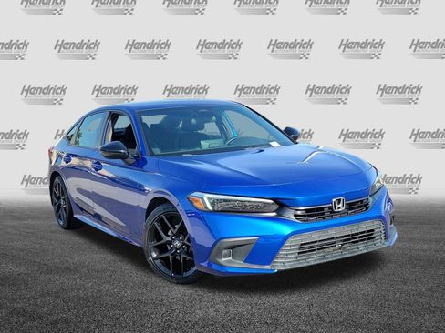 Used 2023 Honda Civic Sport image 2