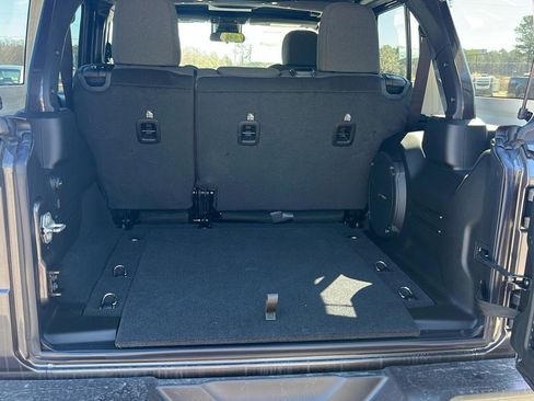 New 2025 Jeep Wrangler Sport S image 9