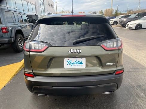 Used 2021 Jeep Cherokee Latitude Lux w/ Comfort/Convenience Group image 9