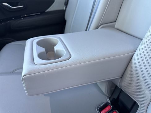 Certified 2025 Hyundai Santa Cruz Limited image 16