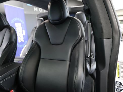 Used 2020 Tesla Model X Performance image 19