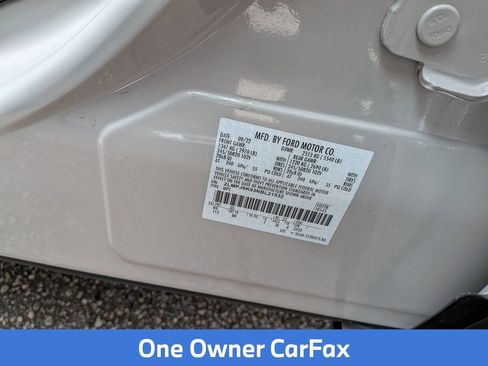 Used 2022 Lincoln Nautilus Reserve w/ Equipment Group 201A image 8