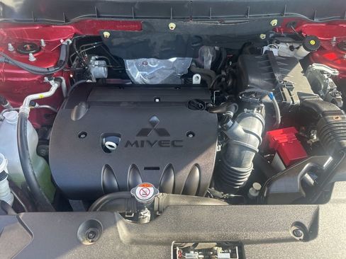 Used 2024 Mitsubishi Outlander Sport SE image 10