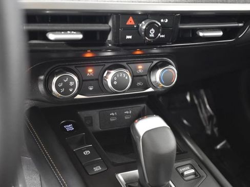 Certified 2025 Nissan Kicks SV AWD/4WD image 16