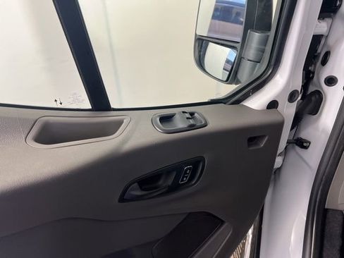 Used 2024 Ford Transit 350 XLT image 15