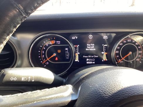 Used 2018 Jeep Wrangler Unlimited Sport S image 18