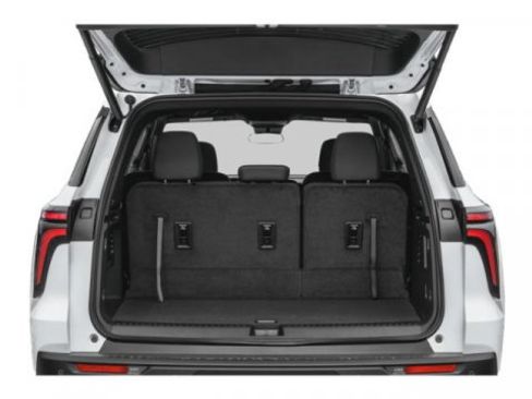 New 2026 Chevrolet Traverse LT w/ Midnight/Sport Edition AWD/4WD image 13