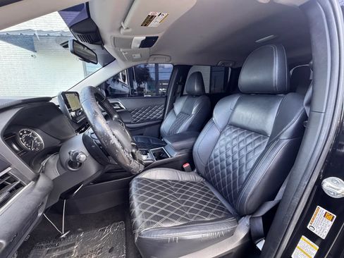 Used 2022 Mitsubishi Outlander SEL FWD image 11