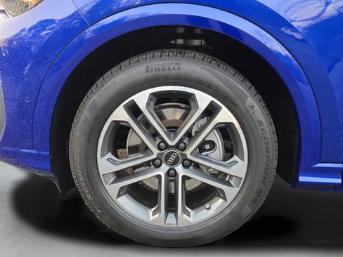 New 2025 Audi Q5 Prestige image 35