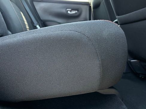 Certified 2025 Honda HR-V Sport image 35