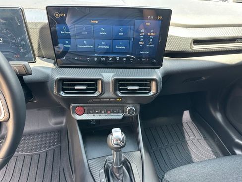 Used 2025 Ford Mustang GT RWD image 21